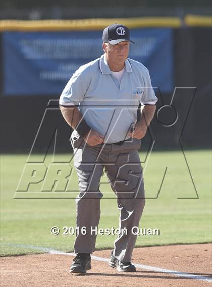 Thumbnail 2 in Redondo Union vs. Grand Terrace (CIF-SS D3 Final) photogallery.