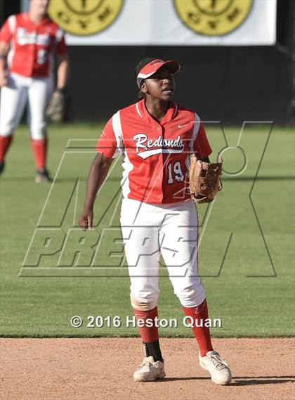 Thumbnail 2 in Redondo Union vs. Grand Terrace (CIF-SS D3 Final) photogallery.