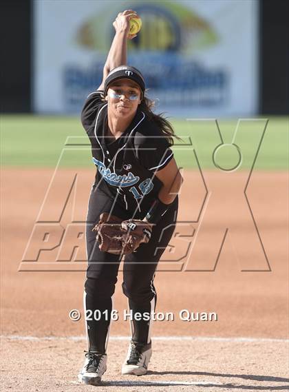 Thumbnail 2 in Redondo Union vs. Grand Terrace (CIF-SS D3 Final) photogallery.