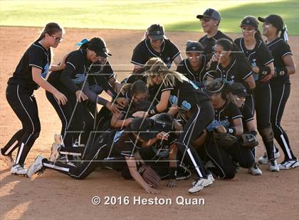 Thumbnail 3 in Redondo Union vs. Grand Terrace (CIF-SS D3 Final) photogallery.