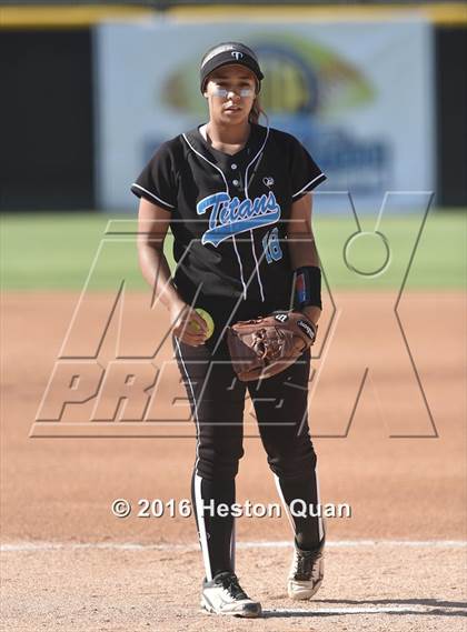 Thumbnail 2 in Redondo Union vs. Grand Terrace (CIF-SS D3 Final) photogallery.