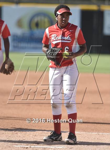 Thumbnail 1 in Redondo Union vs. Grand Terrace (CIF-SS D3 Final) photogallery.