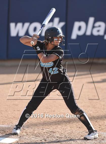 Thumbnail 2 in Redondo Union vs. Grand Terrace (CIF-SS D3 Final) photogallery.