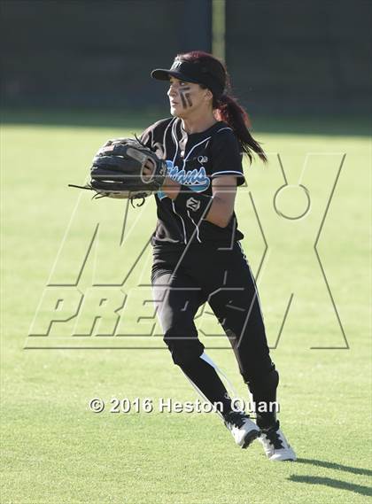 Thumbnail 3 in Redondo Union vs. Grand Terrace (CIF-SS D3 Final) photogallery.