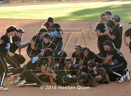 Thumbnail 3 in Redondo Union vs. Grand Terrace (CIF-SS D3 Final) photogallery.