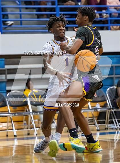 Thumbnail 2 in Word of God Christian Academy vs. Quality Education Academy (Hoops and Dreams Showcase at Fayetteville State University) photogallery.