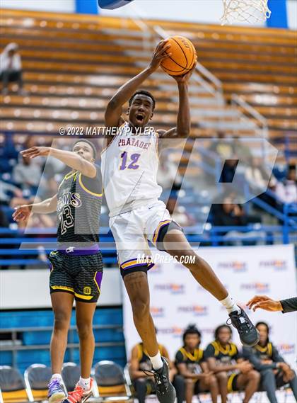 Thumbnail 1 in Word of God Christian Academy vs. Quality Education Academy (Hoops and Dreams Showcase at Fayetteville State University) photogallery.