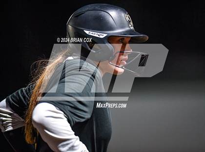 Thumbnail 3 in Bentonville vs Melbourne (Ozark Classic) photogallery.
