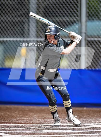 Thumbnail 2 in Bentonville vs Melbourne (Ozark Classic) photogallery.