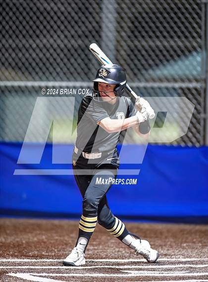 Thumbnail 1 in Bentonville vs Melbourne (Ozark Classic) photogallery.