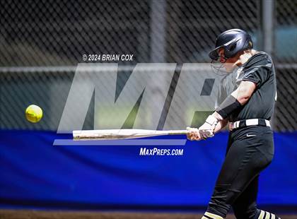 Thumbnail 1 in Bentonville vs Melbourne (Ozark Classic) photogallery.