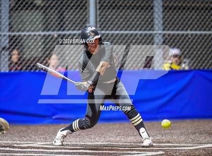 Thumbnail 2 in Bentonville vs Melbourne (Ozark Classic) photogallery.