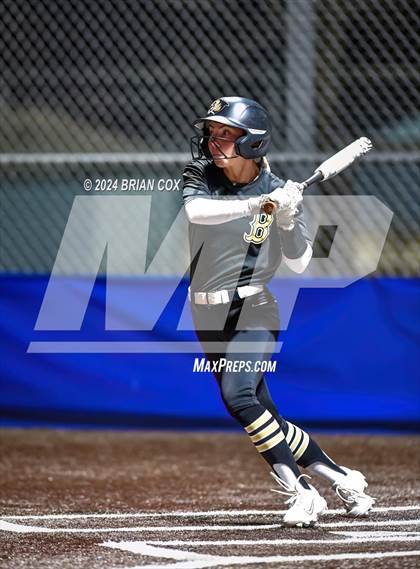 Thumbnail 3 in Bentonville vs Melbourne (Ozark Classic) photogallery.