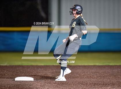 Thumbnail 3 in Bentonville vs Melbourne (Ozark Classic) photogallery.