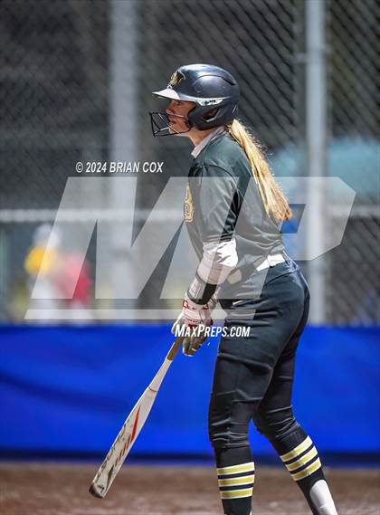Thumbnail 3 in Bentonville vs Melbourne (Ozark Classic) photogallery.