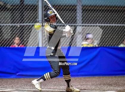 Thumbnail 2 in Bentonville vs Melbourne (Ozark Classic) photogallery.
