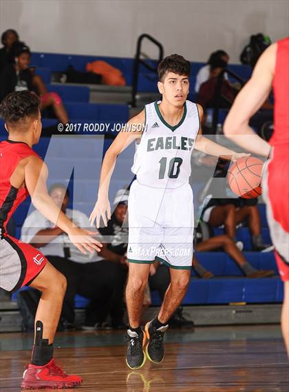 Thumbnail 1 in Pasadena vs. Langham Creek (McDonald's Texas Invitational) photogallery.