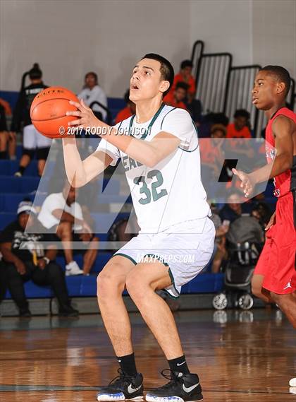Thumbnail 1 in Pasadena vs. Langham Creek (McDonald's Texas Invitational) photogallery.