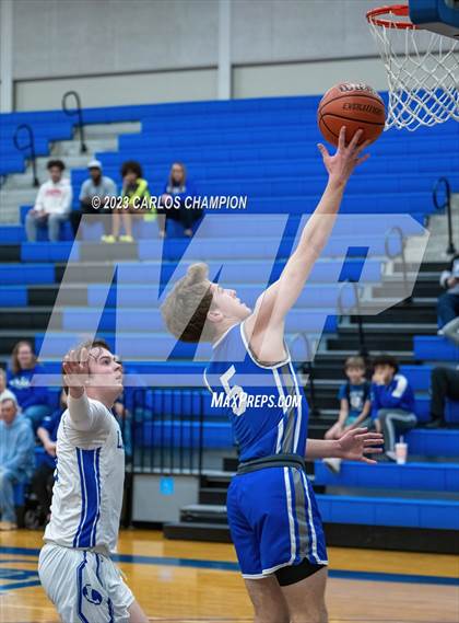 Thumbnail 3 in Whitney @ Lampasas photogallery.