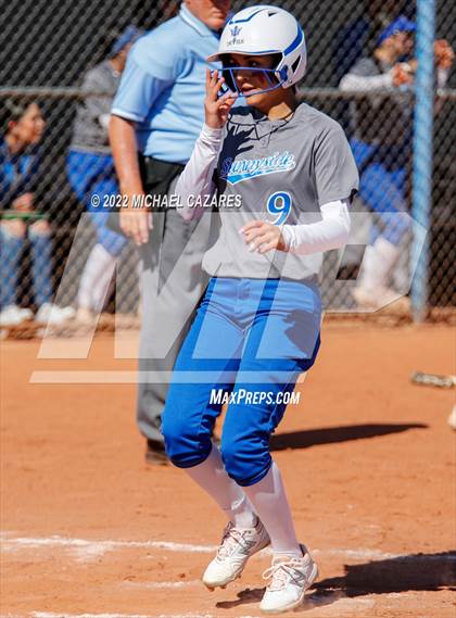 Thumbnail 2 in Seton Catholic vs. Sunnyside (Dobson/Westwood Invitational) photogallery.