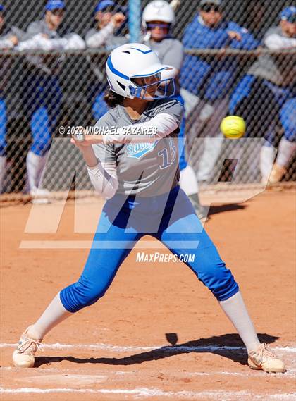 Thumbnail 2 in Seton Catholic vs. Sunnyside (Dobson/Westwood Invitational) photogallery.