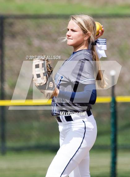 Thumbnail 3 in Red Bank vs Farragut photogallery.