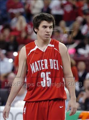 Thumbnail 2 in Mater Dei vs. Archbishop Mitty (CIF State D2 Final) photogallery.