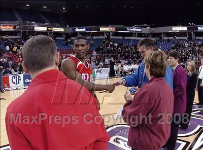 Thumbnail 2 in Mater Dei vs. Archbishop Mitty (CIF State D2 Final) photogallery.