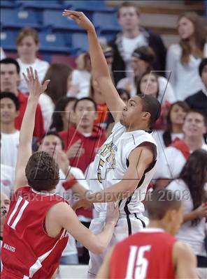Thumbnail 3 in Mater Dei vs. Archbishop Mitty (CIF State D2 Final) photogallery.