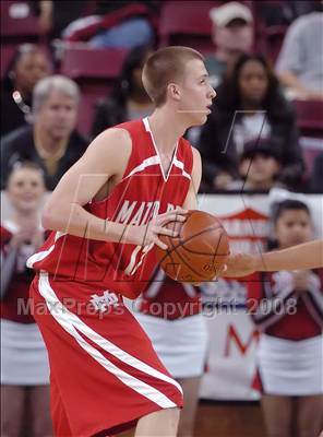 Thumbnail 3 in Mater Dei vs. Archbishop Mitty (CIF State D2 Final) photogallery.