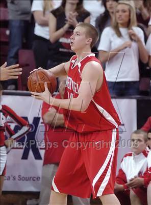 Thumbnail 2 in Mater Dei vs. Archbishop Mitty (CIF State D2 Final) photogallery.