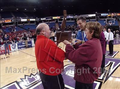 Thumbnail 2 in Mater Dei vs. Archbishop Mitty (CIF State D2 Final) photogallery.