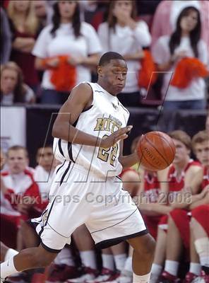 Thumbnail 3 in Mater Dei vs. Archbishop Mitty (CIF State D2 Final) photogallery.