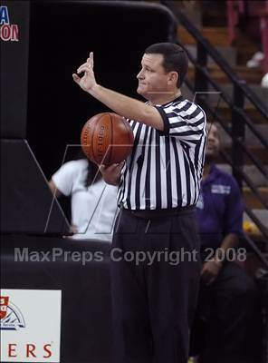 Thumbnail 3 in Mater Dei vs. Archbishop Mitty (CIF State D2 Final) photogallery.