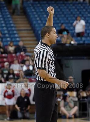 Thumbnail 3 in Mater Dei vs. Archbishop Mitty (CIF State D2 Final) photogallery.