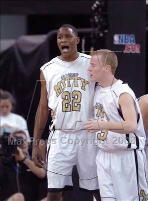 Thumbnail 3 in Mater Dei vs. Archbishop Mitty (CIF State D2 Final) photogallery.