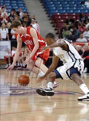 Thumbnail 1 in Mater Dei vs. Archbishop Mitty (CIF State D2 Final) photogallery.