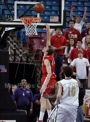 Thumbnail 2 in Mater Dei vs. Archbishop Mitty (CIF State D2 Final) photogallery.