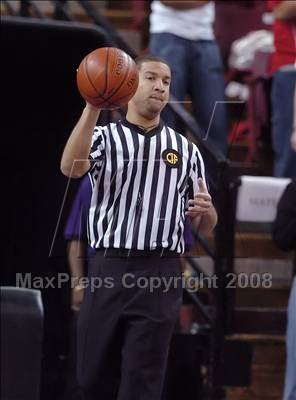 Thumbnail 2 in Mater Dei vs. Archbishop Mitty (CIF State D2 Final) photogallery.