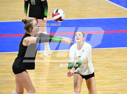 Thumbnail 3 in Valor Christian vs. Mountain Vista (CHSAA 5A 3rd Round) photogallery.