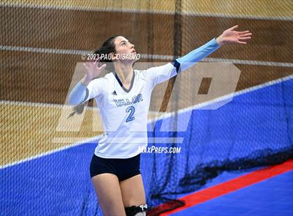 Thumbnail 3 in Valor Christian vs. Mountain Vista (CHSAA 5A 3rd Round) photogallery.