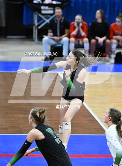 Thumbnail 3 in Valor Christian vs. Mountain Vista (CHSAA 5A 3rd Round) photogallery.