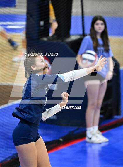 Thumbnail 2 in Valor Christian vs. Mountain Vista (CHSAA 5A 3rd Round) photogallery.
