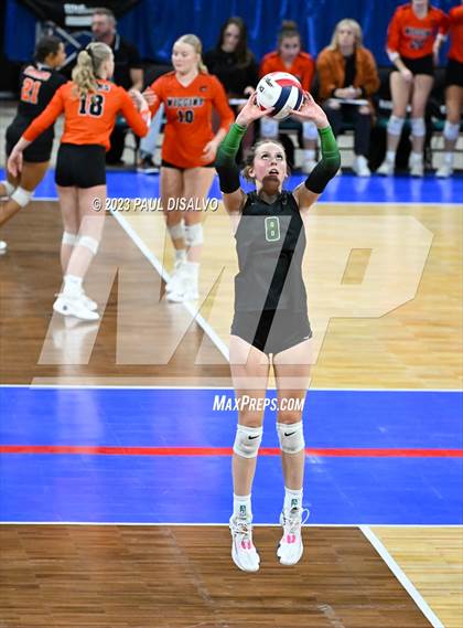 Thumbnail 1 in Valor Christian vs. Mountain Vista (CHSAA 5A 3rd Round) photogallery.