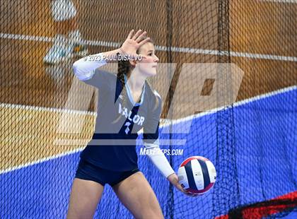 Thumbnail 1 in Valor Christian vs. Mountain Vista (CHSAA 5A 3rd Round) photogallery.