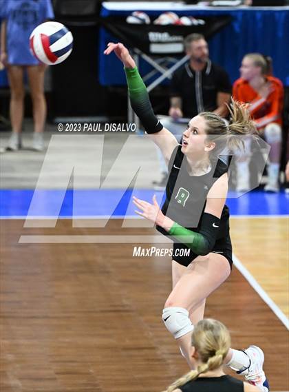 Thumbnail 3 in Valor Christian vs. Mountain Vista (CHSAA 5A 3rd Round) photogallery.