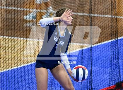 Thumbnail 2 in Valor Christian vs. Mountain Vista (CHSAA 5A 3rd Round) photogallery.