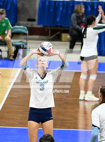 Thumbnail 3 in Valor Christian vs. Mountain Vista (CHSAA 5A 3rd Round) photogallery.