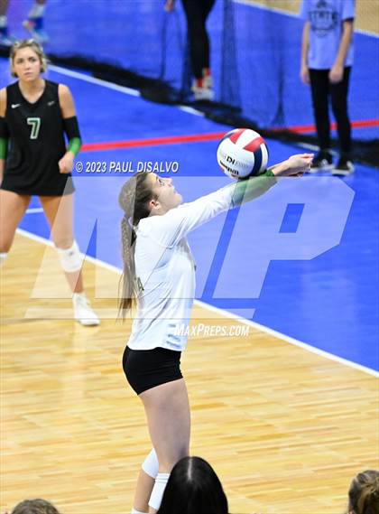 Thumbnail 2 in Valor Christian vs. Mountain Vista (CHSAA 5A 3rd Round) photogallery.