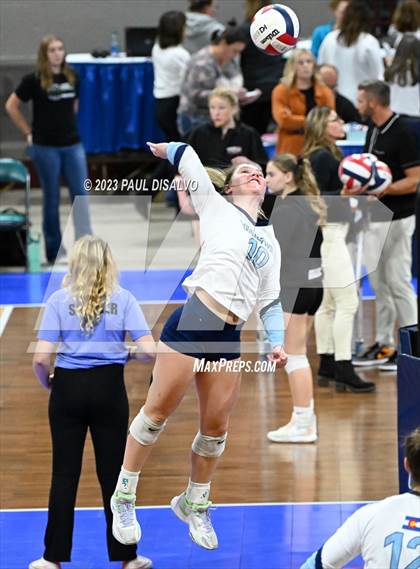 Thumbnail 3 in Valor Christian vs. Mountain Vista (CHSAA 5A 3rd Round) photogallery.